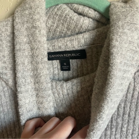 Banana Republic Grey Merino Wool‎ Long Mock Neck Sweater - Picture 6 of 6